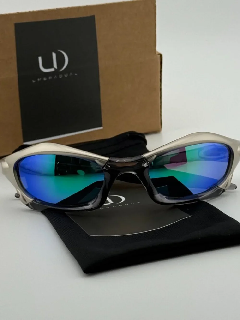 UmbraDual Nova Metal Frame Sunglasses Silver Green Mirror Polarized Lenses